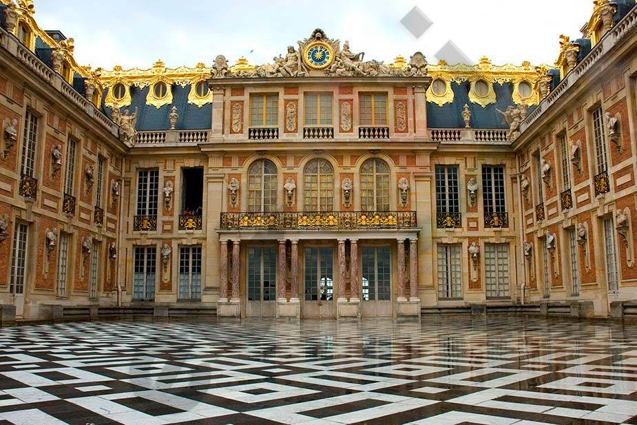 Версальский дворец – символ роскоши французской монархии